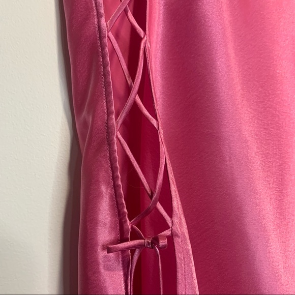 La Senza Pink Satin Open Side Lingerie Tank Top - Picture 4 of 5